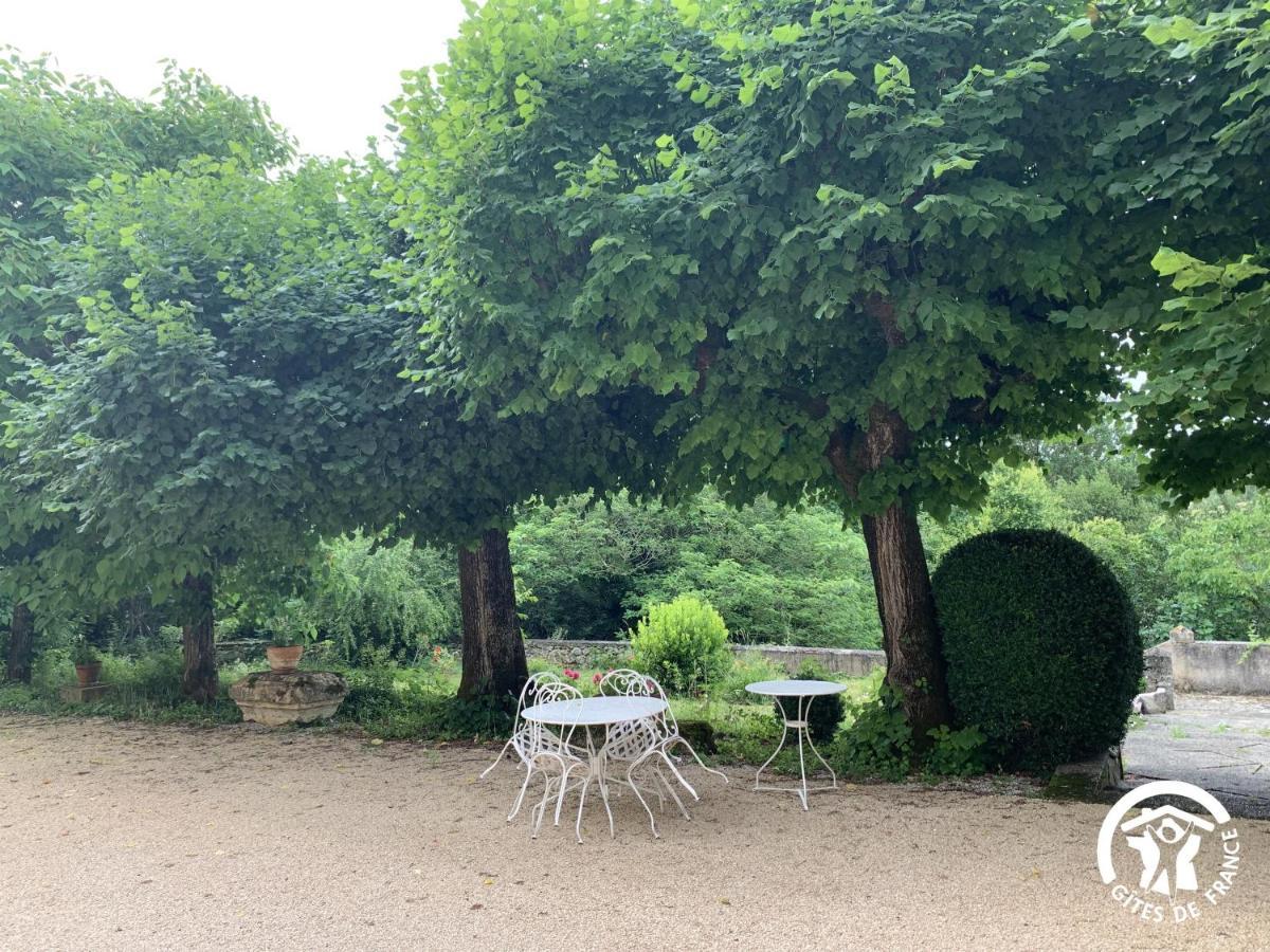 Chateau De Gardes Acomodação com café da manhã Castin Exterior foto